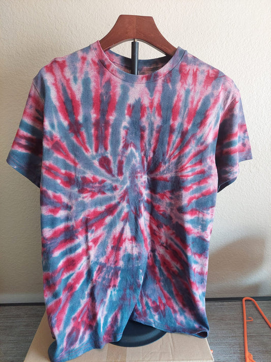 tie dye tshirt blue red style burst front side